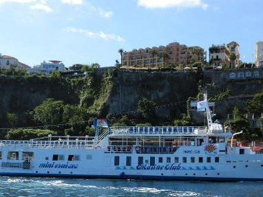 Minicruise in the Gulf of Naples